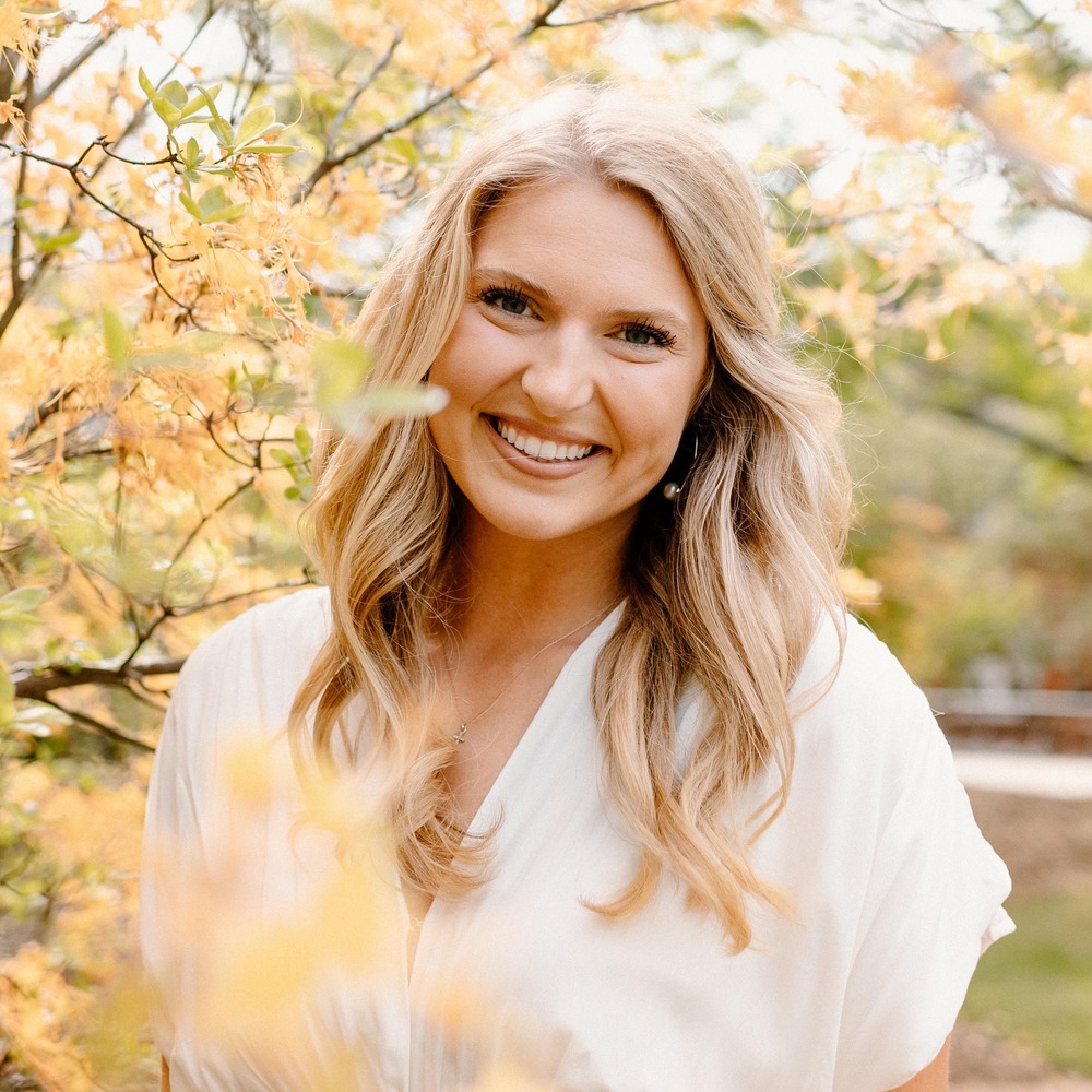 Meet your Posher, Caroline